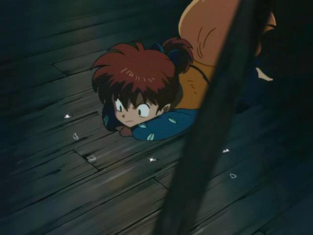 Otaku Gallery  / Anime e Manga / Inu-Yasha / Screen Shots / Episodi / 013 - L`enigma della luna nuova! Inuyasha dai capelli neri! / 143.jpg